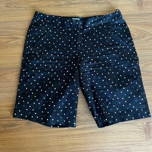 Woman golf short
